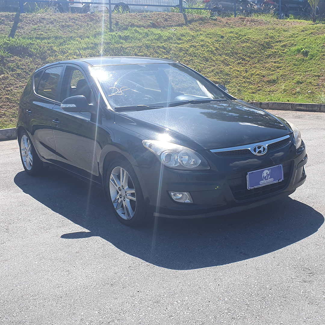 LOTE 09 HYUNDAI I30 2.0 ANO 2010/2011