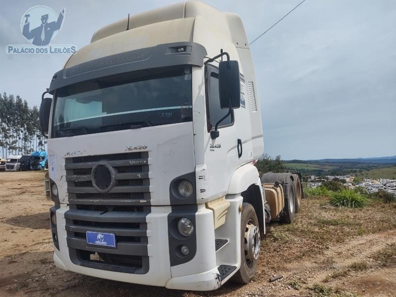 LOTE 17 VW/25.420 CTC 6X2