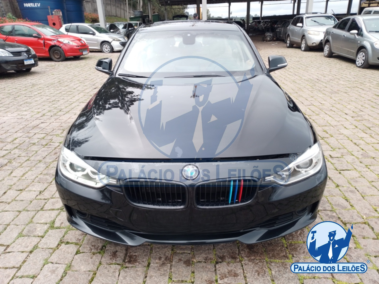 LOTE 09 BMW/328I 3A51 GASOLINA 2013/2013
